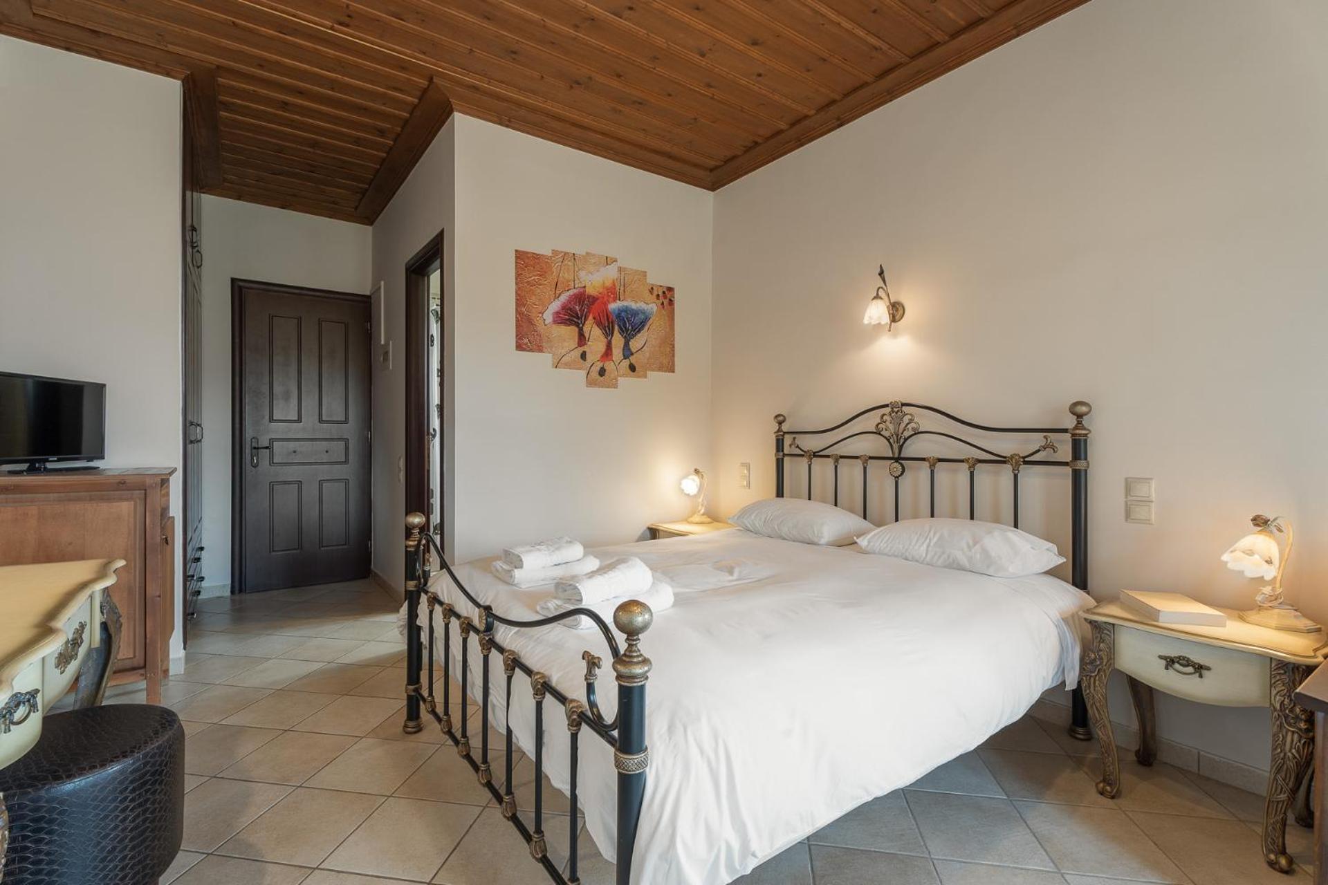 Ouranogiton Resort Kosmás Pokoj fotografie