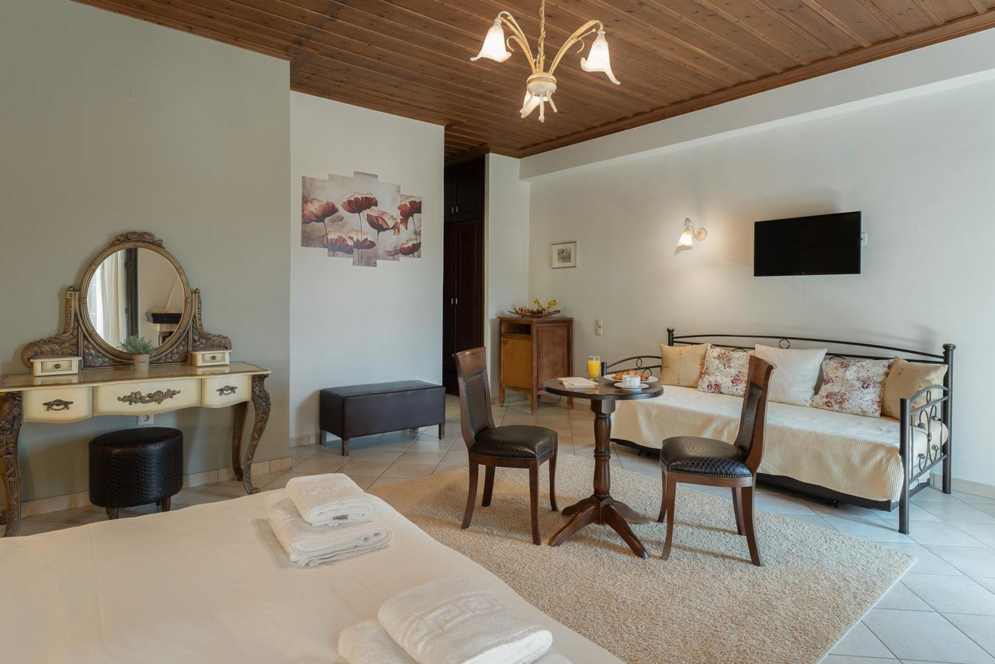 Ouranogiton Resort Kosmás Pokoj fotografie
